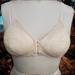 New Padded Comfort Bra - 4XL - Wireless - Pale Yellow Lace